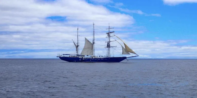 Mơ nhìn thấy thuyền vào tiền theo tín hiệu nào?